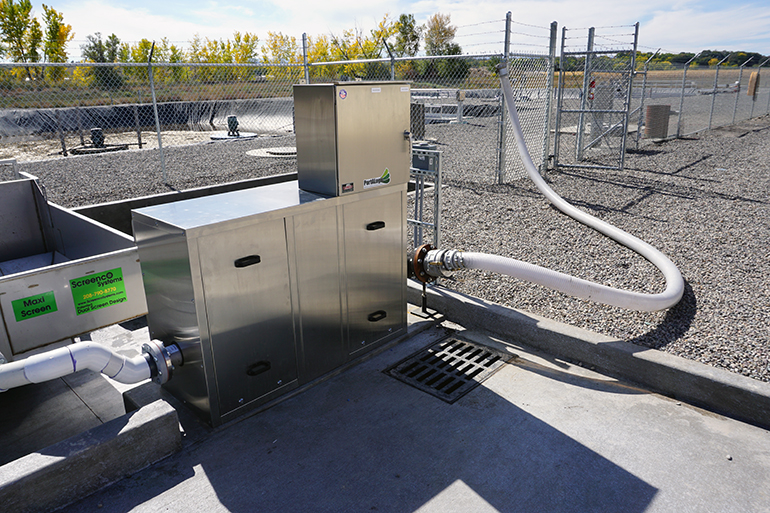 A Portalogic DS-25 Septage Receiving Station coupled with a ScreenCo Systems Maxi Screen at the West Montrose Sanitation District in Montrose, CO.